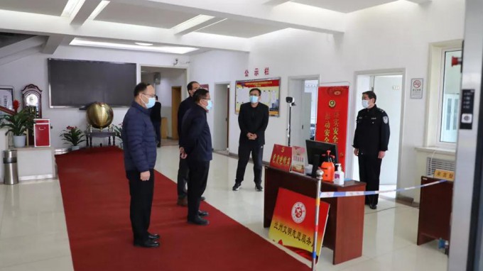 黨建引領筑牢疫情防控屏障 齊心協力打贏疫情防控殲滅戰(zhàn)