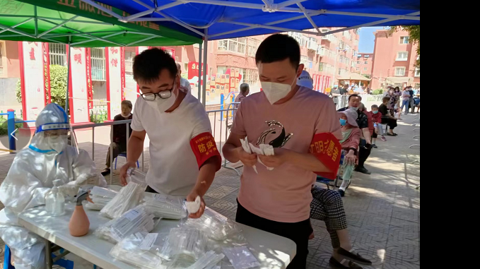 志愿者風(fēng)采:“特殊戰(zhàn)場”的“特殊身影”